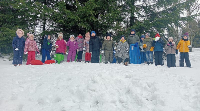 dzieci z grupy Świętokrzyskie Nutki