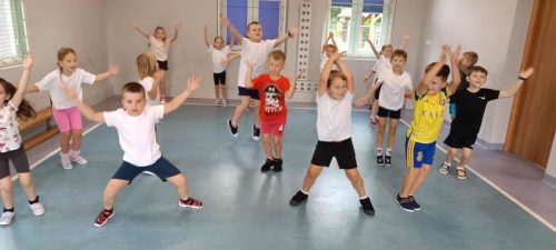 Dzieci z grupy Świętokrzyskie Nuteczki 