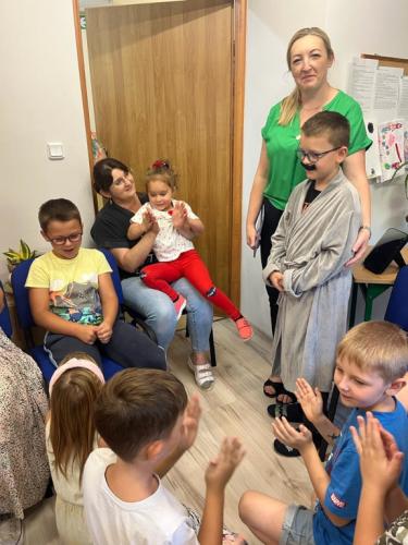 2023/2024 Czytanie łączy pokolenia