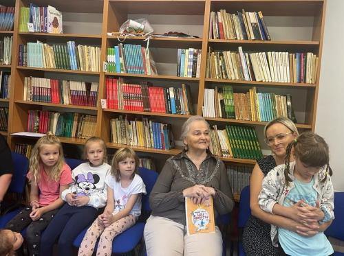 2023/2024 Czytanie łączy pokolenia