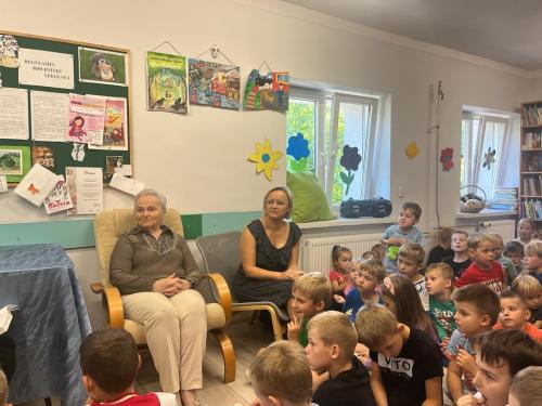 2023/2024 Czytanie łączy pokolenia