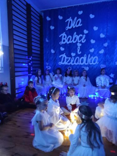 2023/2024 Dla babci i dziadka