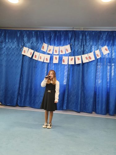 Uczennica klasy trzeciej