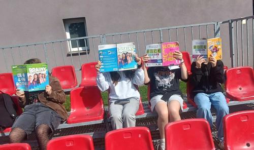 Czytanie na świeżym powietrzu