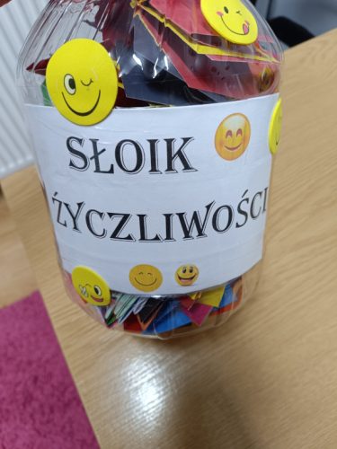 Słoiki życzliwości