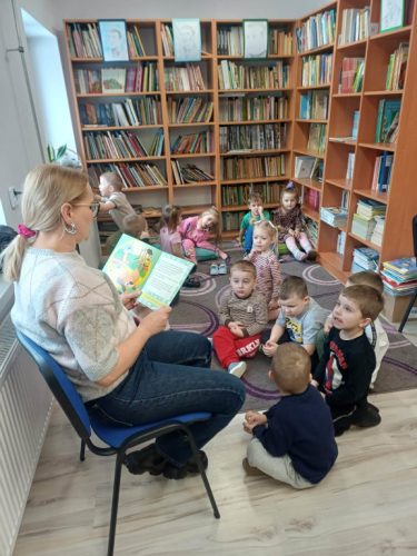 Słuchamy opowiadania