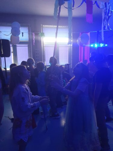 Świetna zabawa uczniów.