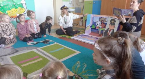 2024/2025 Poznajemy zawody z Kicią Kocią