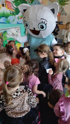 2024/2025 Poznajemy zawody z Kicią Kocią