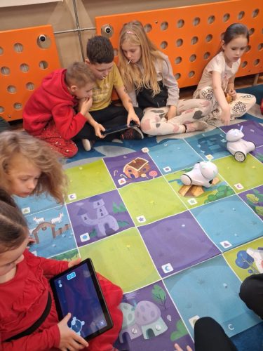 2025/2026 Kodowanie na dywanie