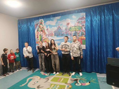 Najstarsi zaczynają występ