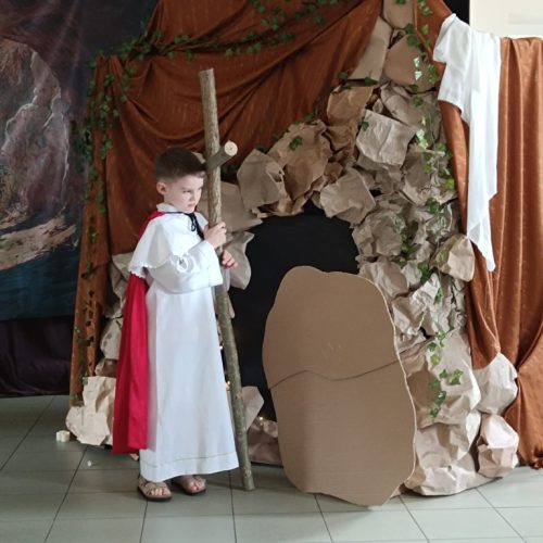 Ignacy przy grobie - scena z misterium 