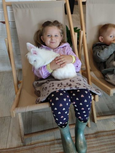 na zdjęciu Nadia z grupy Biedroneczki 