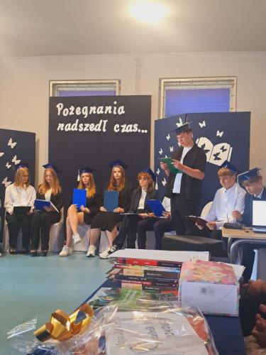 Recytacja wiesza - Kacper Stępień.