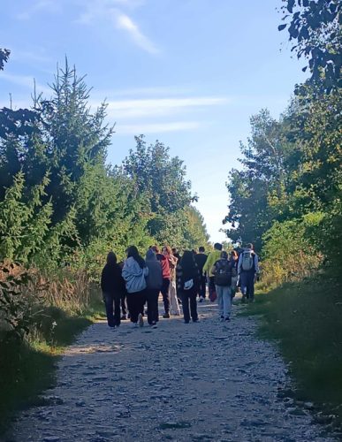 Spacer po malowniczej okolicy