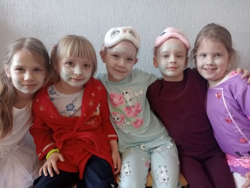 dziewczynki z grupy zerowej 