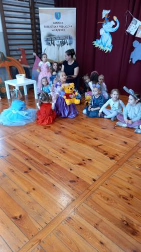 2023/2024 Snuj się bajko