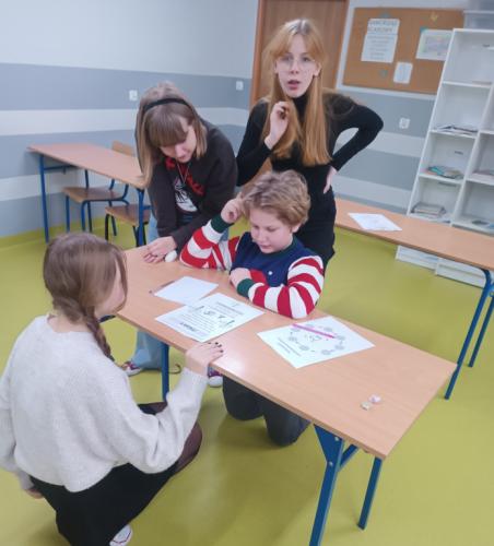 2023/2024 Świąteczna matematyka - stacje zadaniowe