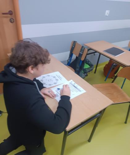 2023/2024 Świąteczna matematyka - stacje zadaniowe