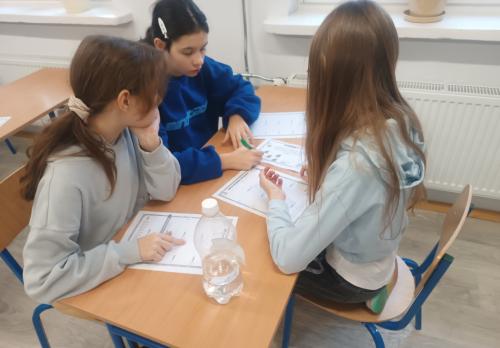 2023/2024 Świąteczna matematyka - stacje zadaniowe