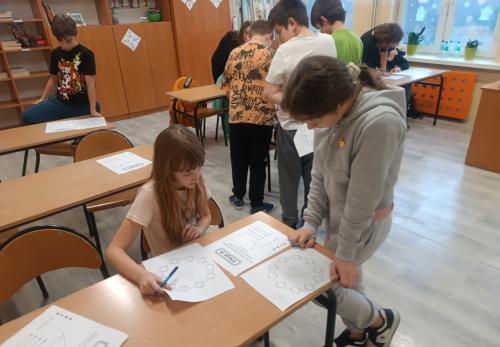 2023/2024 Świąteczna matematyka - stacje zadaniowe