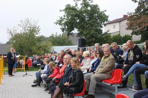 UROCZYSTE OTWARCIE BOISKA SZKOLNEGO