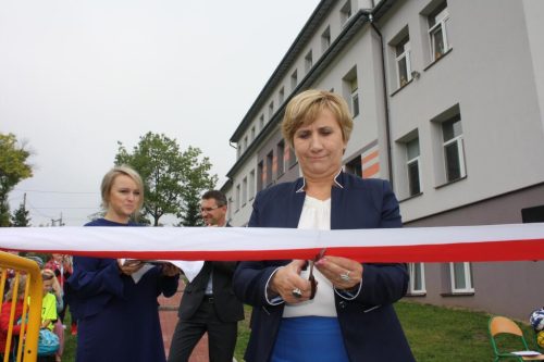 UROCZYSTE OTWARCIE BOISKA SZKOLNEGO