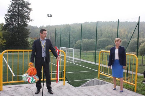 UROCZYSTE OTWARCIE BOISKA SZKOLNEGO