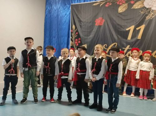 Chłopcy z grupy Świętokrzyskich Nutek 