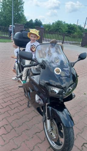 Miłosz na motocyklu 