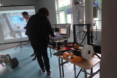 Sprzęt obsługujący łazik