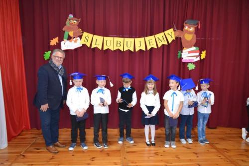 Ślubujemy!- pasowanie na uczniów klasy pierwszej