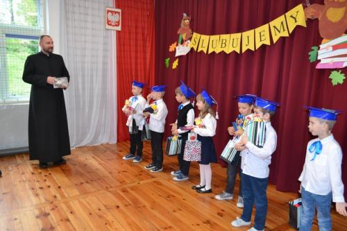 Ślubujemy!- pasowanie na uczniów klasy pierwszej