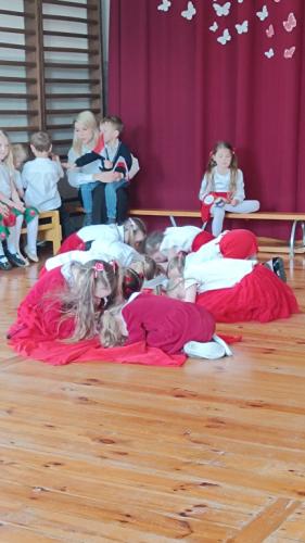 2023/2024 Polska to taka kraina, która się w sercu zaczyna -R. Przymus