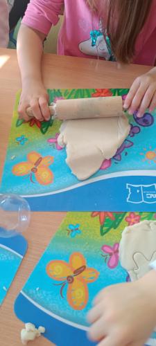 2024/2025 Sensoryka w grupie ,, Smerfów 