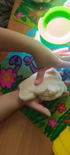 2024/2025 Sensoryka w grupie ,, Smerfów 