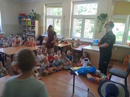 Jak bezpiecznie spędzić wakacje