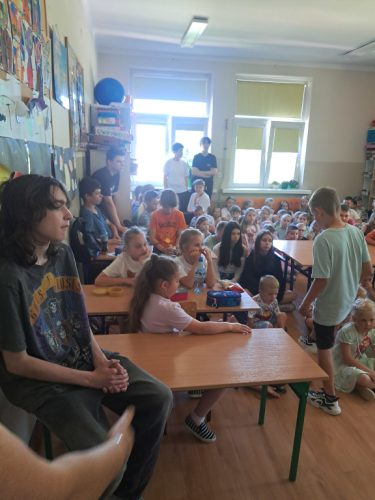 Uczniowie podczas warsztatów