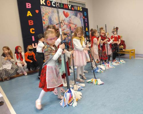 2024/2025 Walentynki z Babcią i Dziadkiem